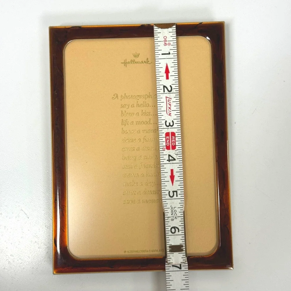 Vintage 1982 Hallmark Brown Faux Tortoiseshell Enamel Picture Frame 5 x 7 photo